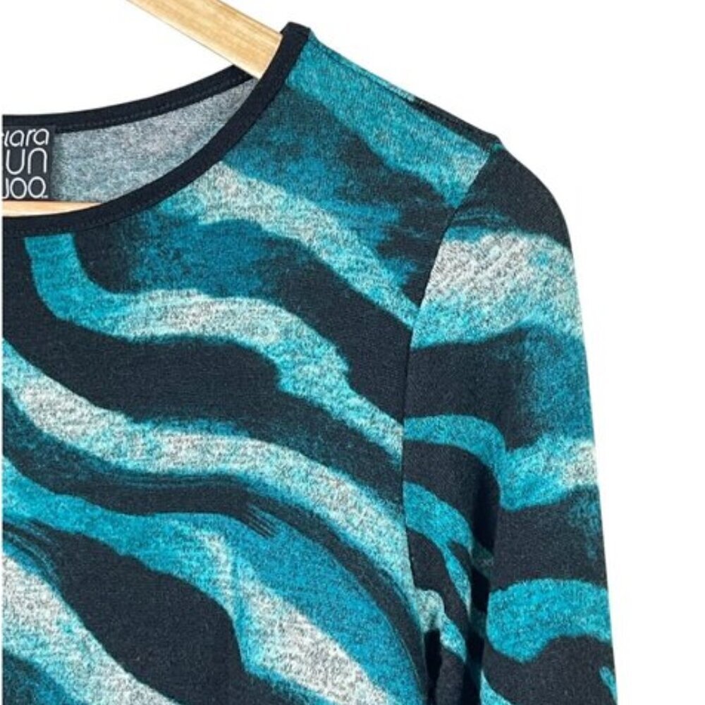 CLARA SUN WOO ANIMAL PRINT TEAL SOFT KNIT TUNIC SWEATER - Picture 4 of 8